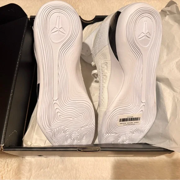 Kobe Halo Signature White high top Sneakers NEW SIZE 13 - Picture 9 of 10